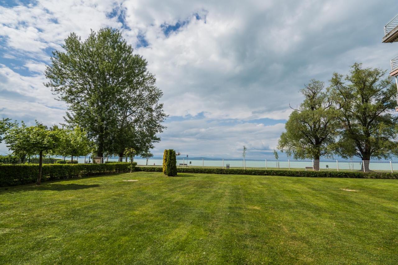 Myflat Golden Coast Panorama Apartment Siófok Eksteriør bilde